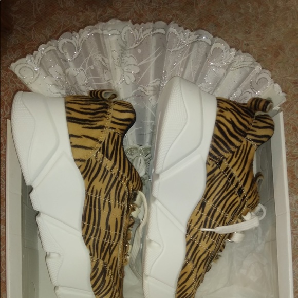 Steve Madden Zen Tiger Wedge Sneaker - Picture 2 of 3